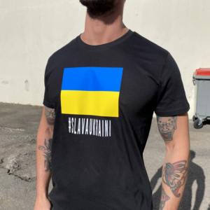 Sort T-shirt | WOLF STØTTER UKRAINE