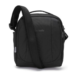 Pacsafe Metrosafe LS200 crossbody ECONYL® BLACK – skuldertaske 7L
